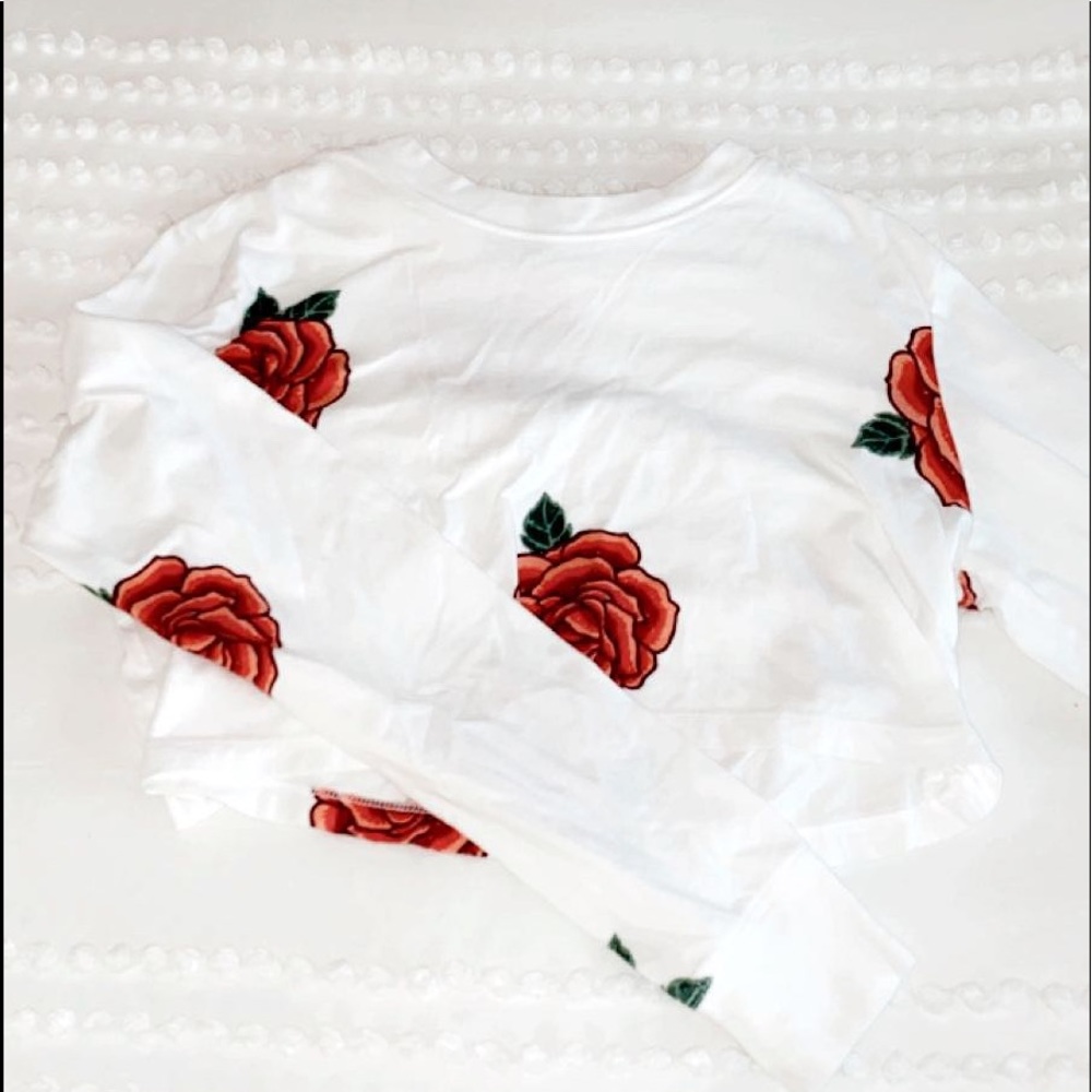 long sleeve, with roses crop top